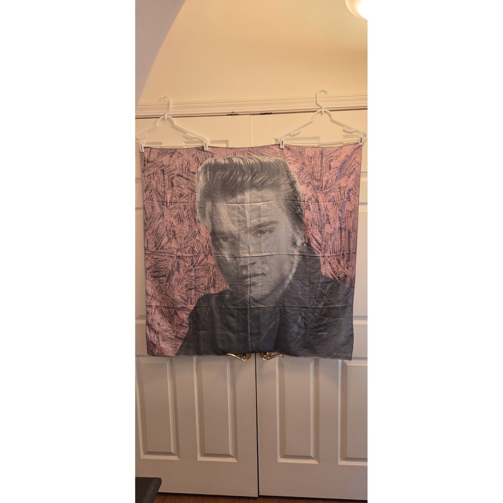COACH Limited‎ Edition Elvis Presley Scarf Pink And Gray Cotton Silk Blend